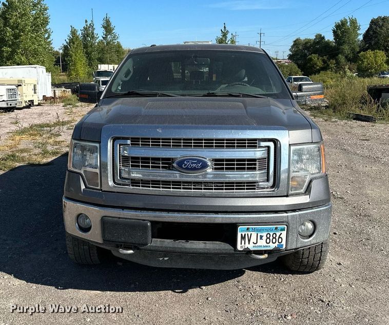 image for item MQ9445 2013 Ford F150  SuperCrew pickup truck