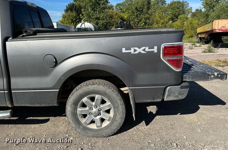 image for item MQ9445 2013 Ford F150  SuperCrew pickup truck