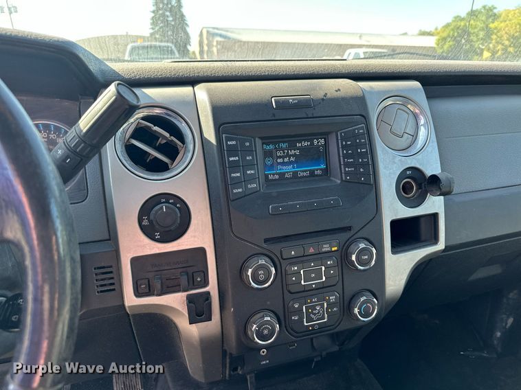 image for item MQ9445 2013 Ford F150  SuperCrew pickup truck