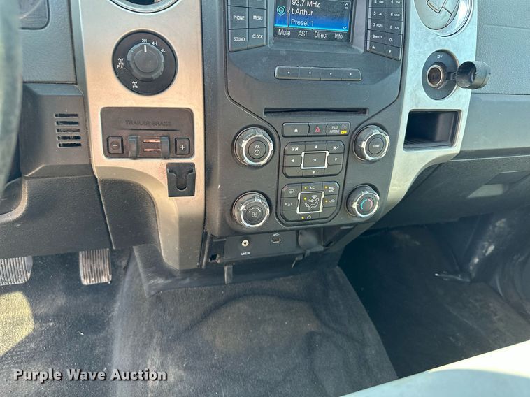 image for item MQ9445 2013 Ford F150  SuperCrew pickup truck