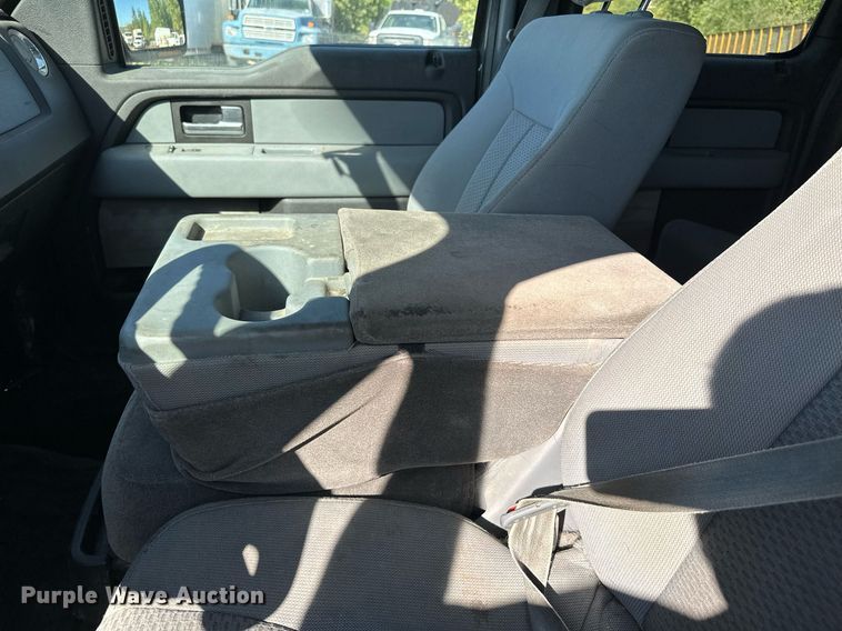 image for item MQ9445 2013 Ford F150  SuperCrew pickup truck