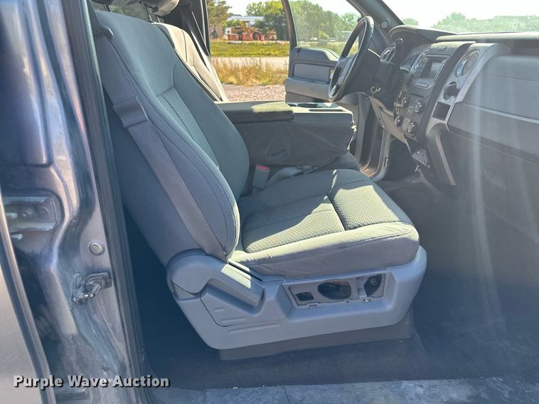 image for item MQ9445 2013 Ford F150  SuperCrew pickup truck