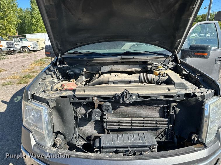 image for item MQ9445 2013 Ford F150  SuperCrew pickup truck