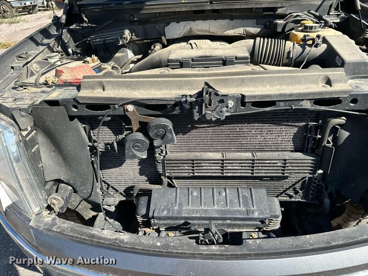 image for item MQ9445 2013 Ford F150  SuperCrew pickup truck