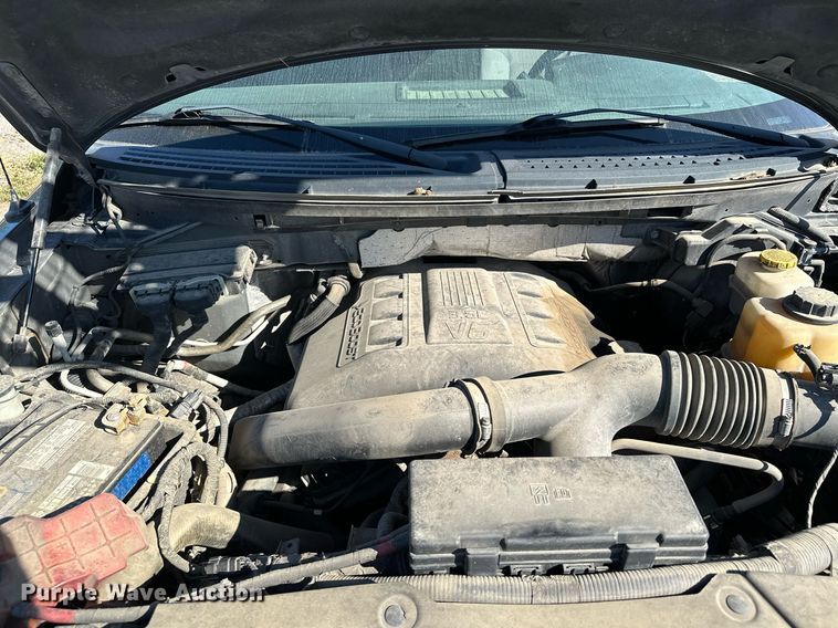 image for item MQ9445 2013 Ford F150  SuperCrew pickup truck