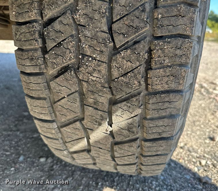 image for item MQ9445 2013 Ford F150  SuperCrew pickup truck