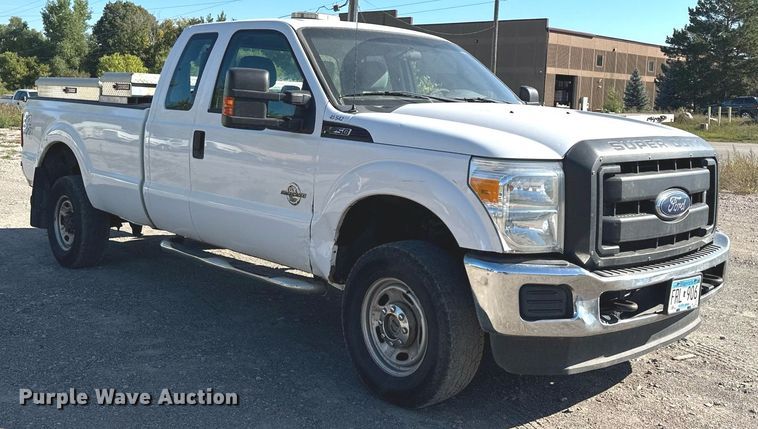 image for item MQ9446 2014 Ford F250 Super Duty  SuperCab pickup truck