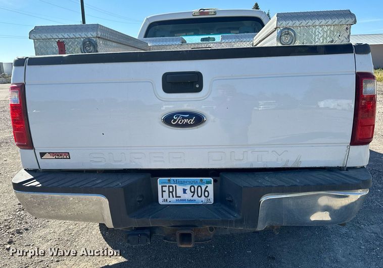 image for item MQ9446 2014 Ford F250 Super Duty  SuperCab pickup truck