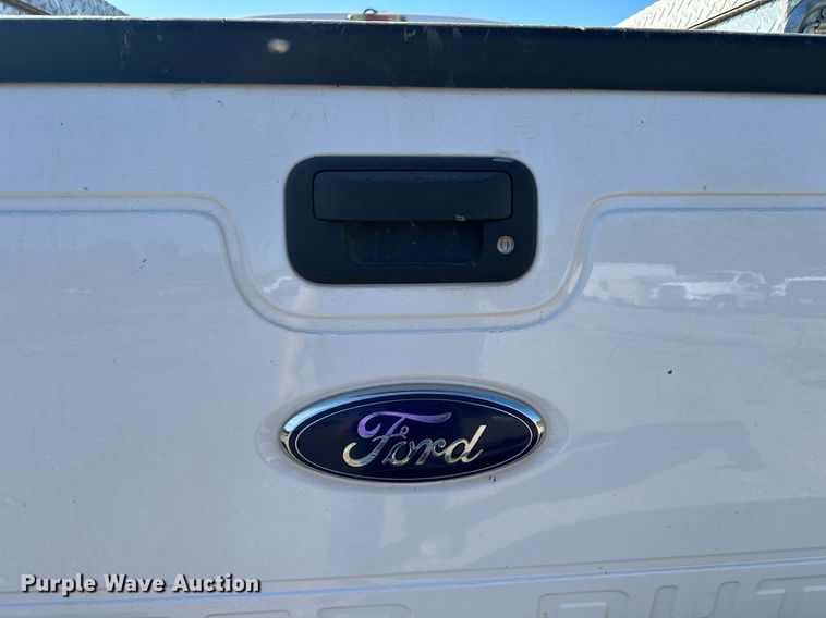 image for item MQ9446 2014 Ford F250 Super Duty  SuperCab pickup truck