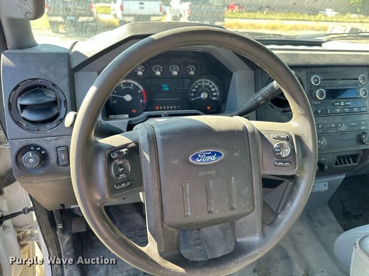 image for item MQ9446 2014 Ford F250 Super Duty  SuperCab pickup truck