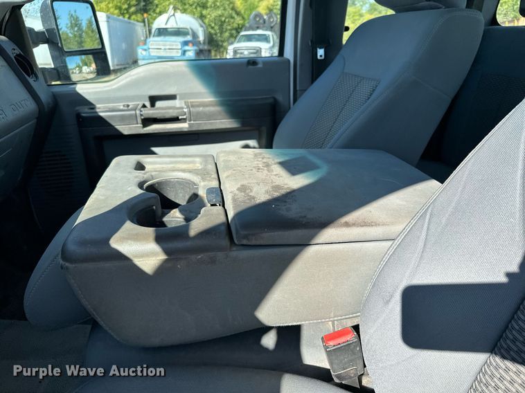 image for item MQ9446 2014 Ford F250 Super Duty  SuperCab pickup truck