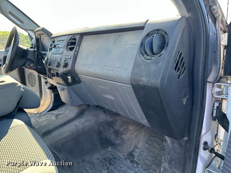 image for item MQ9446 2014 Ford F250 Super Duty  SuperCab pickup truck