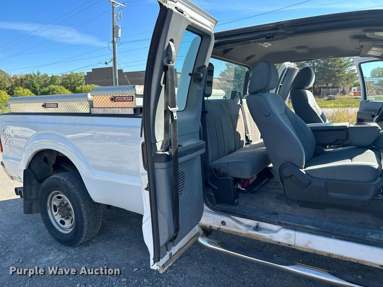 image for item MQ9446 2014 Ford F250 Super Duty  SuperCab pickup truck