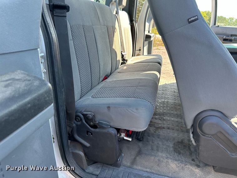 image for item MQ9446 2014 Ford F250 Super Duty  SuperCab pickup truck