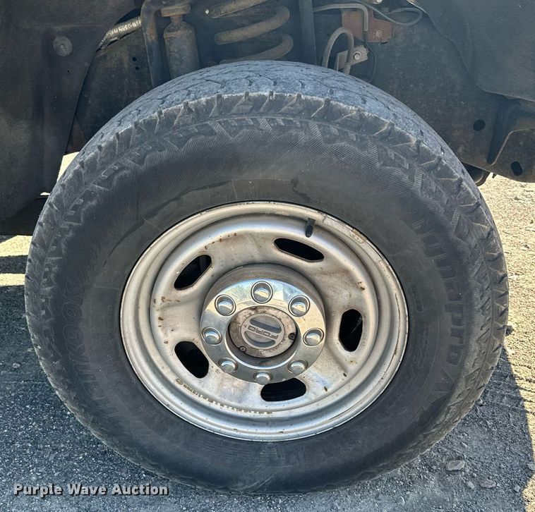 image for item MQ9446 2014 Ford F250 Super Duty  SuperCab pickup truck