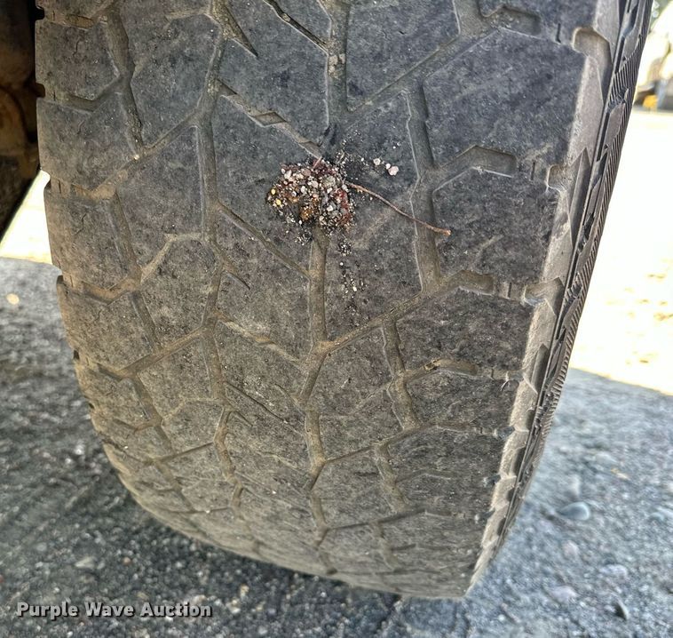 image for item MQ9446 2014 Ford F250 Super Duty  SuperCab pickup truck