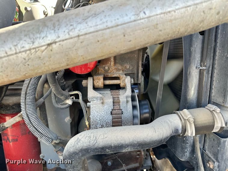 image for item MQ9447 1994 Ford LT8000  vacuum truck