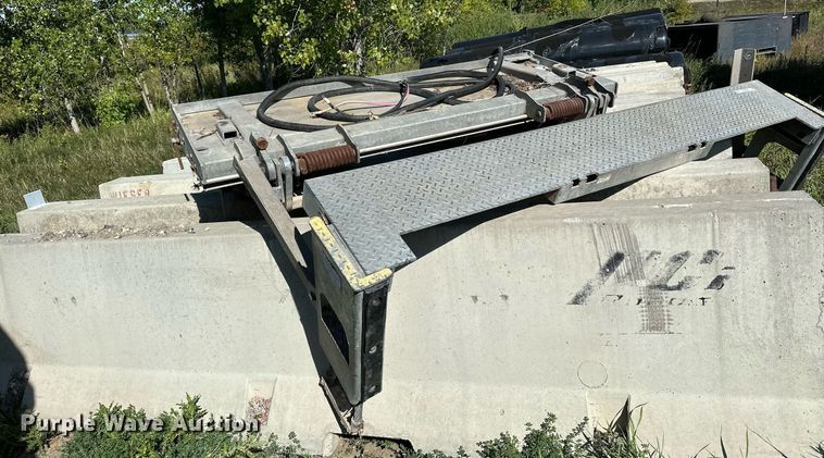 image for item MQ9448 Truck parts