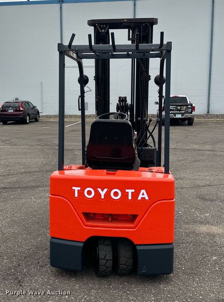 image for item MQ9462 Toyota 7FBEU18  forklift