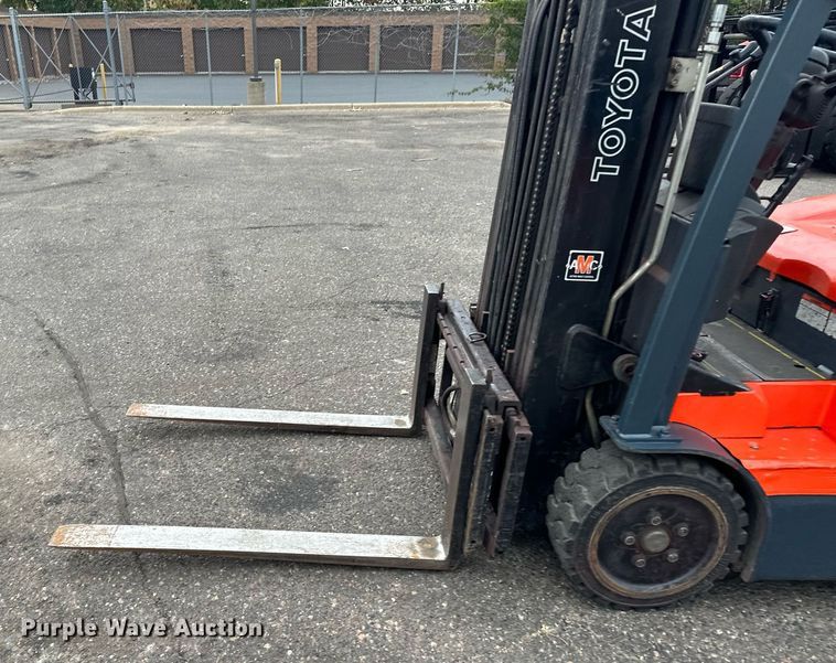 image for item MQ9462 Toyota 7FBEU18  forklift