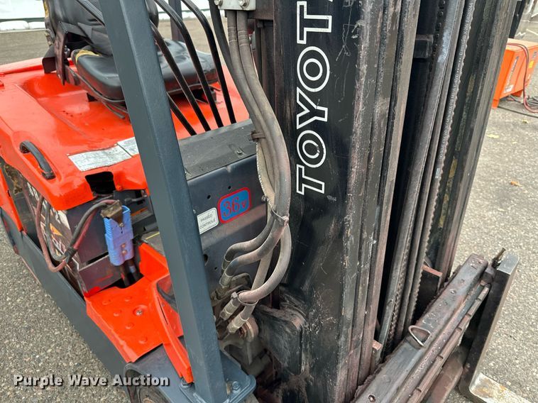 image for item MQ9462 Toyota 7FBEU18  forklift