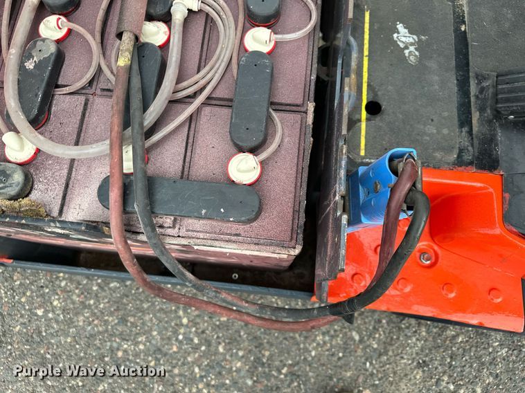 image for item MQ9462 Toyota 7FBEU18  forklift