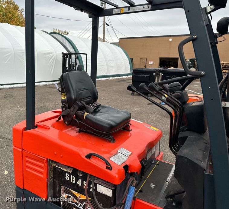 image for item MQ9462 Toyota 7FBEU18  forklift