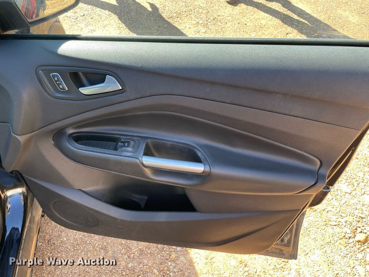 image for item MR9091 2016 Ford Escape  SUV