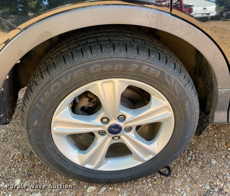 image for item MR9091 2016 Ford Escape  SUV