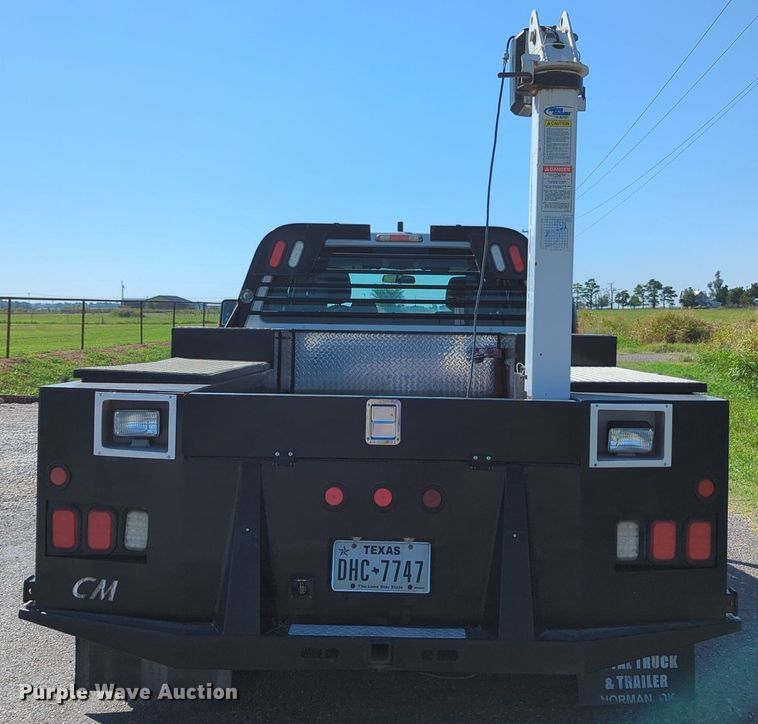 image for item MX9362 2011 Ford F550 Super Duty  SuperCab flatbed truck