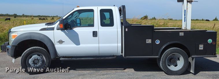 image for item MX9362 2011 Ford F550 Super Duty  SuperCab flatbed truck
