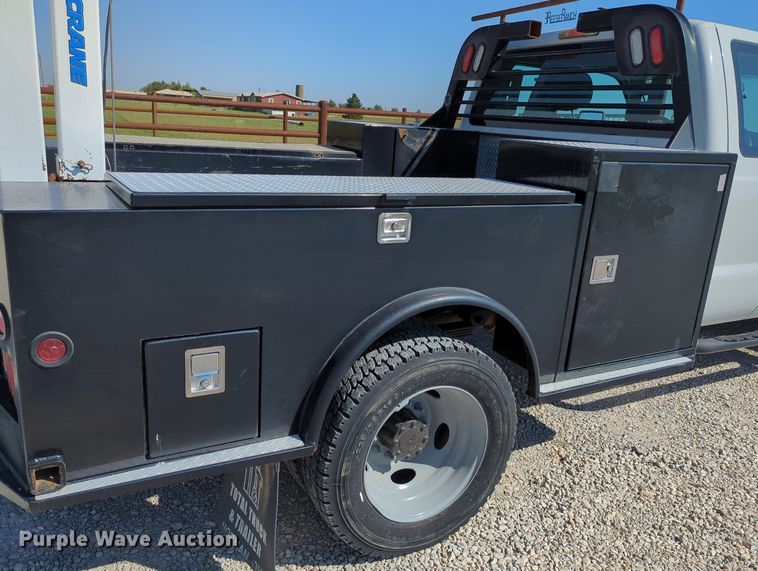 image for item MX9362 2011 Ford F550 Super Duty  SuperCab flatbed truck