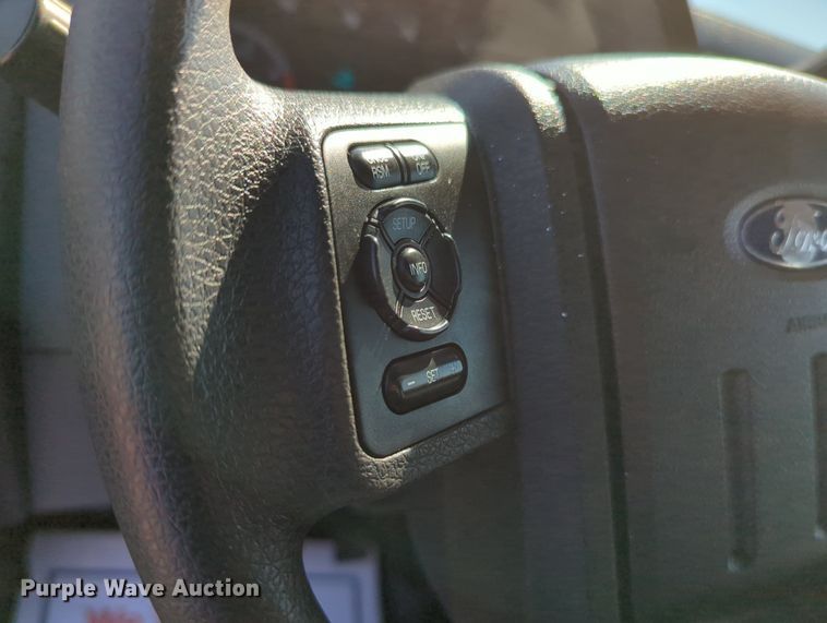 image for item MX9362 2011 Ford F550 Super Duty  SuperCab flatbed truck