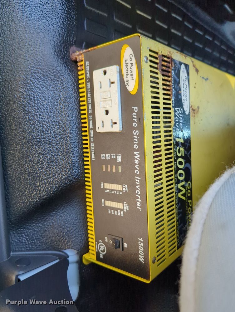 image for item MX9362 2011 Ford F550 Super Duty  SuperCab flatbed truck