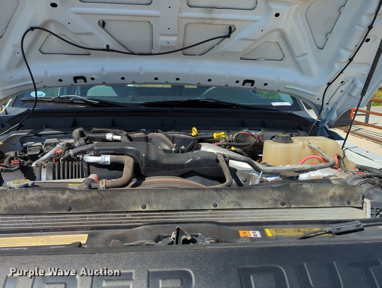 image for item MX9362 2011 Ford F550 Super Duty  SuperCab flatbed truck