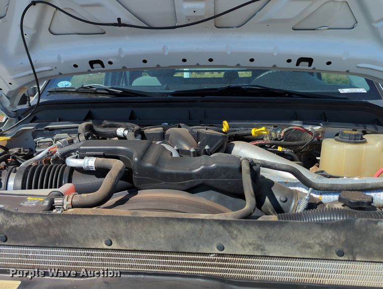 image for item MX9362 2011 Ford F550 Super Duty  SuperCab flatbed truck