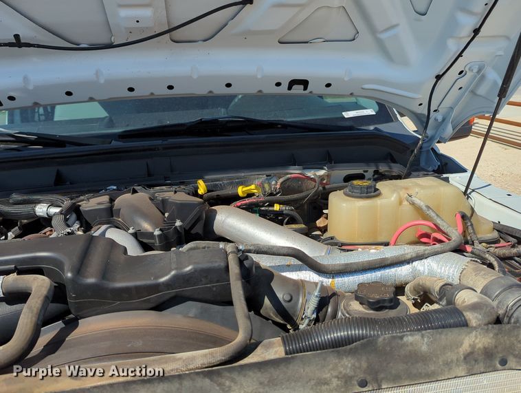 image for item MX9362 2011 Ford F550 Super Duty  SuperCab flatbed truck