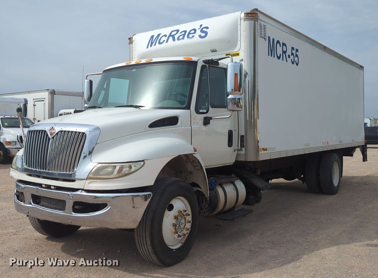 image for item MX9386 2015 International DuraStar 4300  box truck