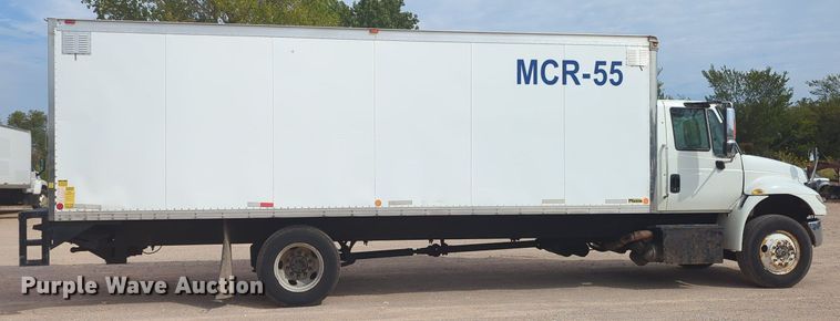 image for item MX9386 2015 International DuraStar 4300  box truck