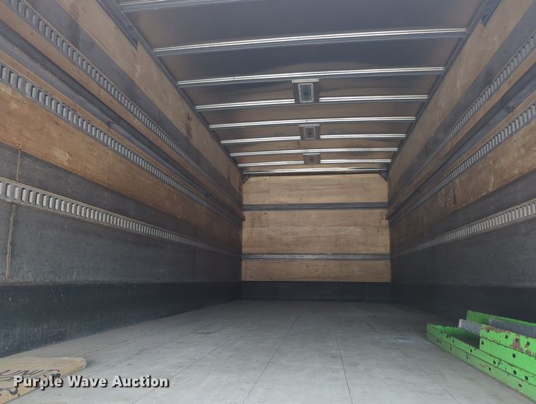 image for item MX9386 2015 International DuraStar 4300  box truck