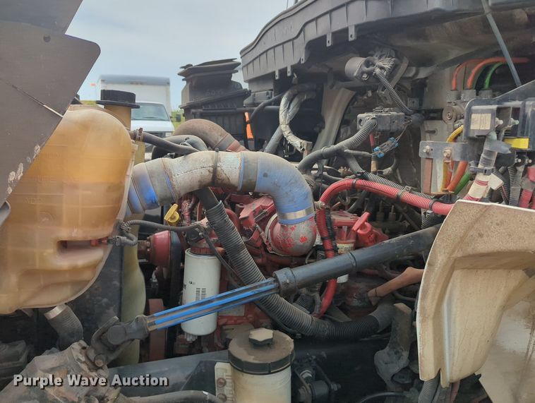 image for item MX9386 2015 International DuraStar 4300  box truck