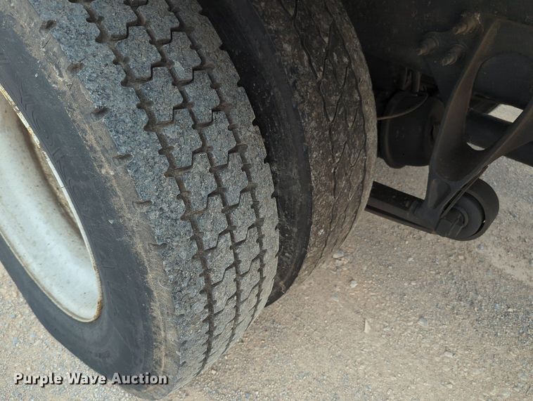 image for item MX9386 2015 International DuraStar 4300  box truck