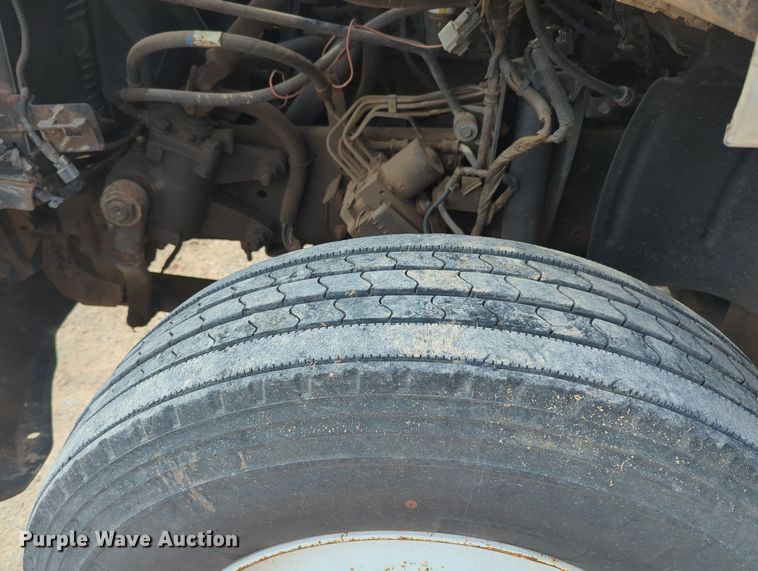 image for item MX9387 2007 GMC 7500  box truck