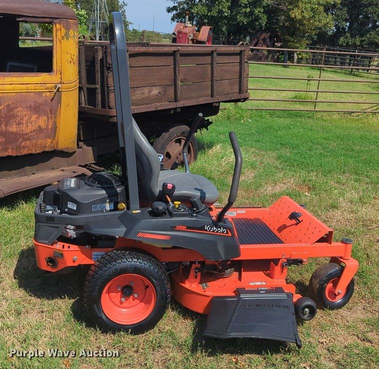 image for item MX9402 Kubota Z231KW  ZTR lawn mower