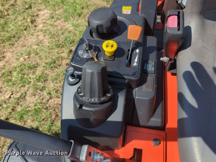 image for item MX9402 Kubota Z231KW  ZTR lawn mower