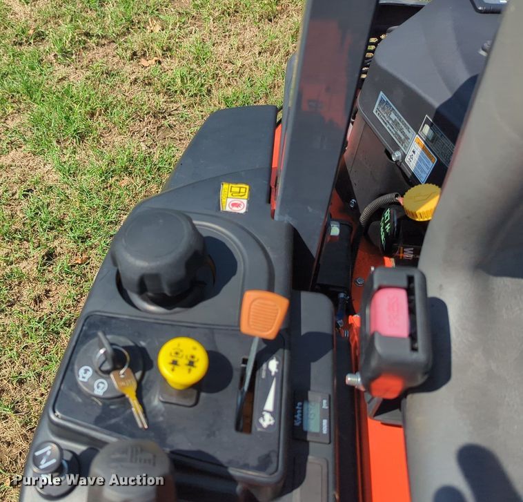 image for item MX9402 Kubota Z231KW  ZTR lawn mower