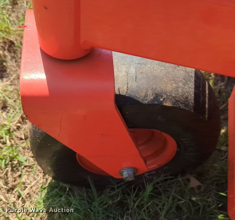 image for item MX9402 Kubota Z231KW  ZTR lawn mower