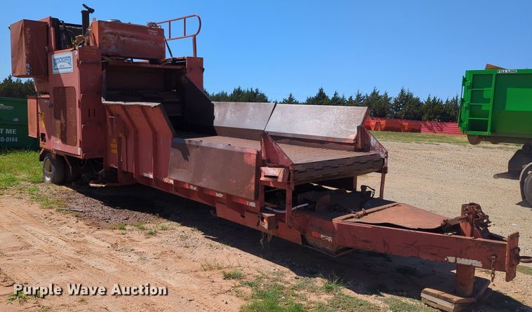 image for item MX9414 1997 Rotochopper MC166  horizontal grinder