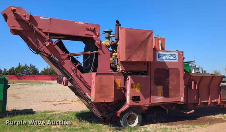 image for item MX9414 1997 Rotochopper MC166  horizontal grinder