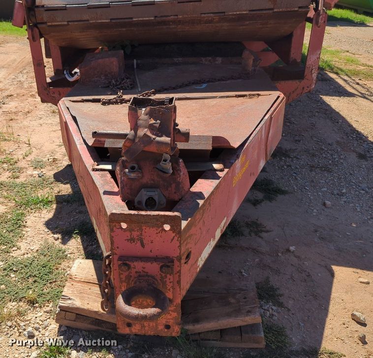 image for item MX9414 1997 Rotochopper MC166  horizontal grinder